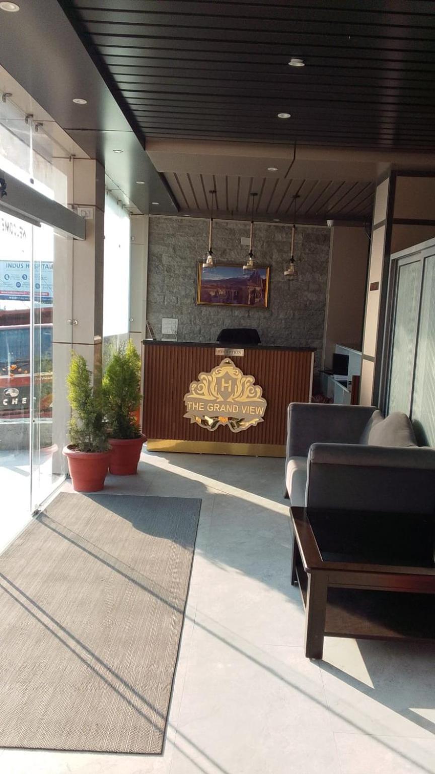 The Grand View Hotel Baijnāth Kültér fotó